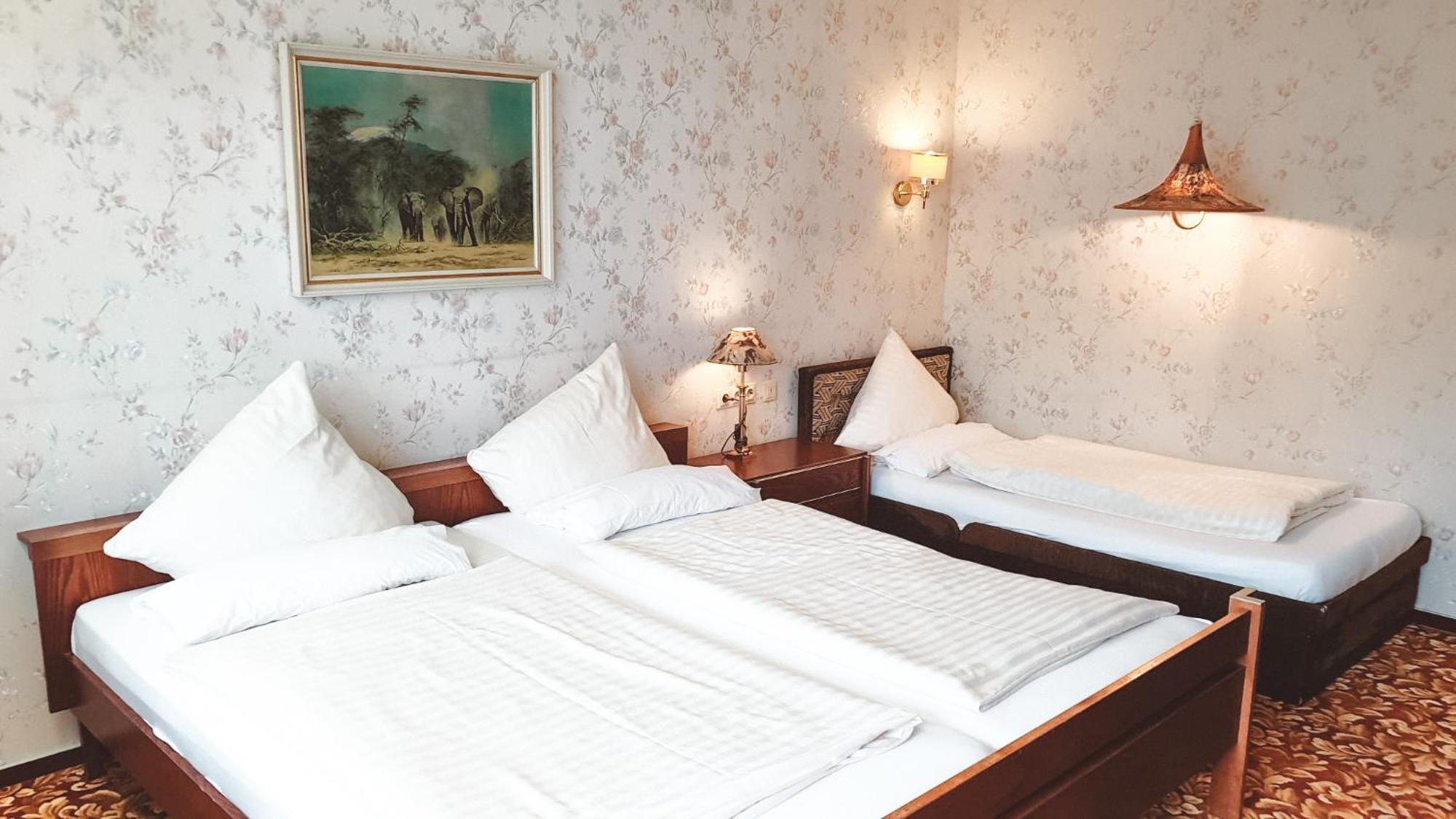 Hotel Harzer Am Kurpark Бад-Херренальб Экстерьер фото